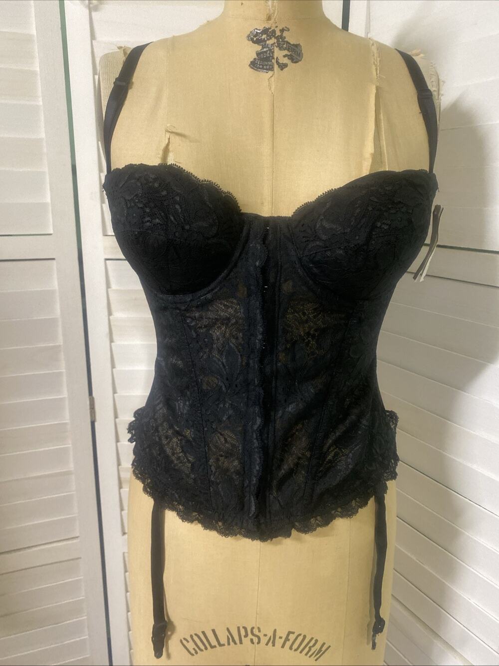 NWT Va Bien Black Lace Corset Bra Top Garters Bone Merry Widow 36C Bustier USA
